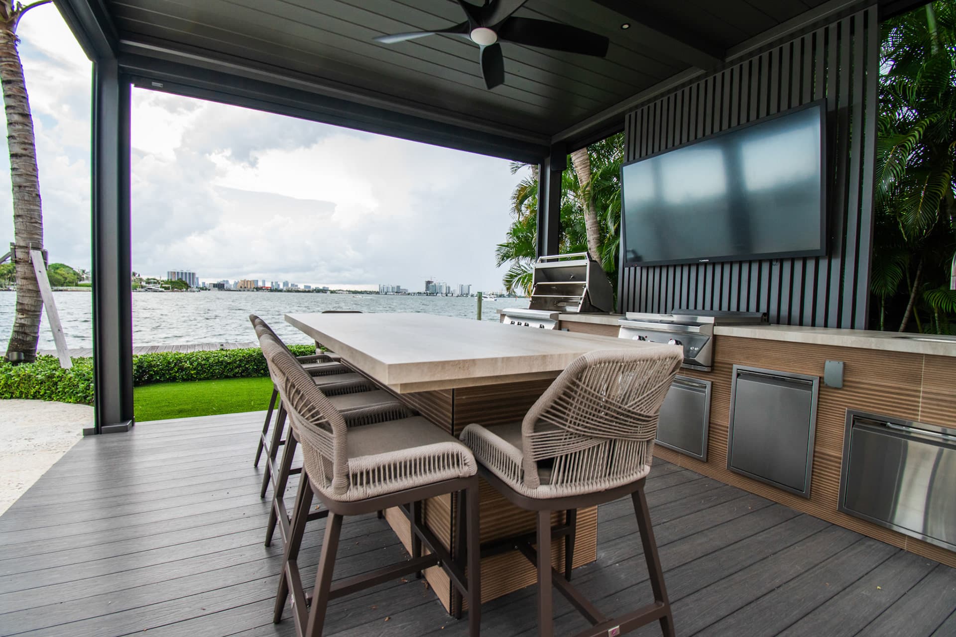Miami Beach Waterfront - Photo 5