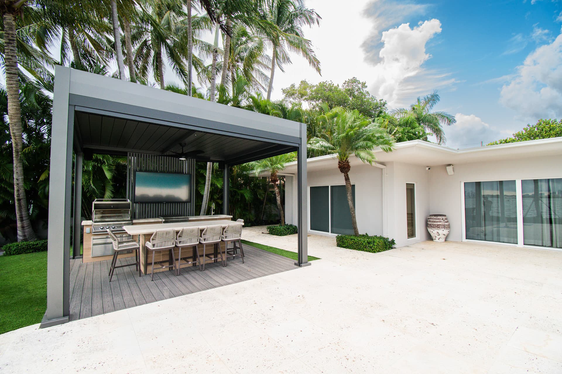 Miami Beach Waterfront - Photo 6