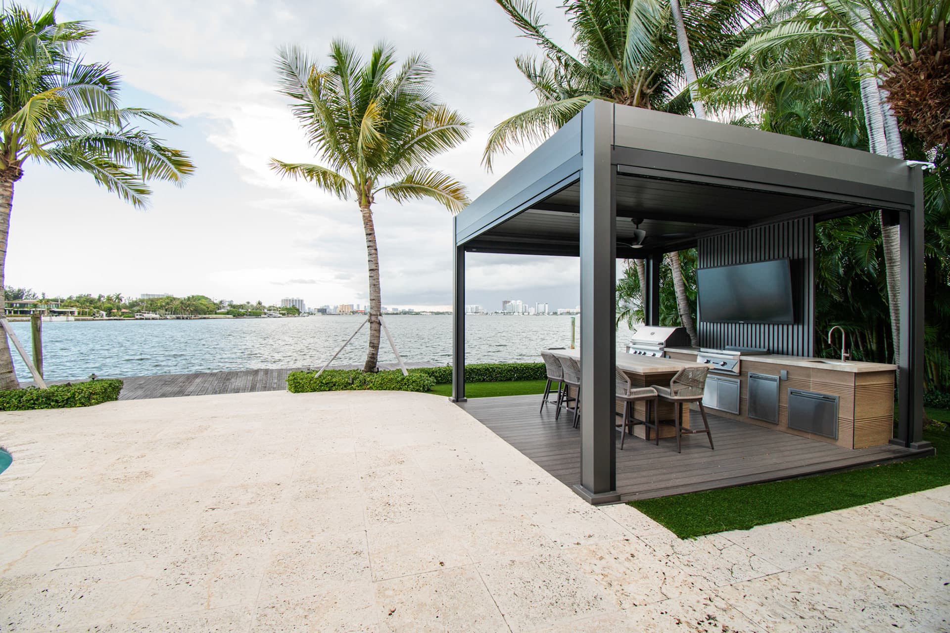 Miami Beach Waterfront - Photo 17