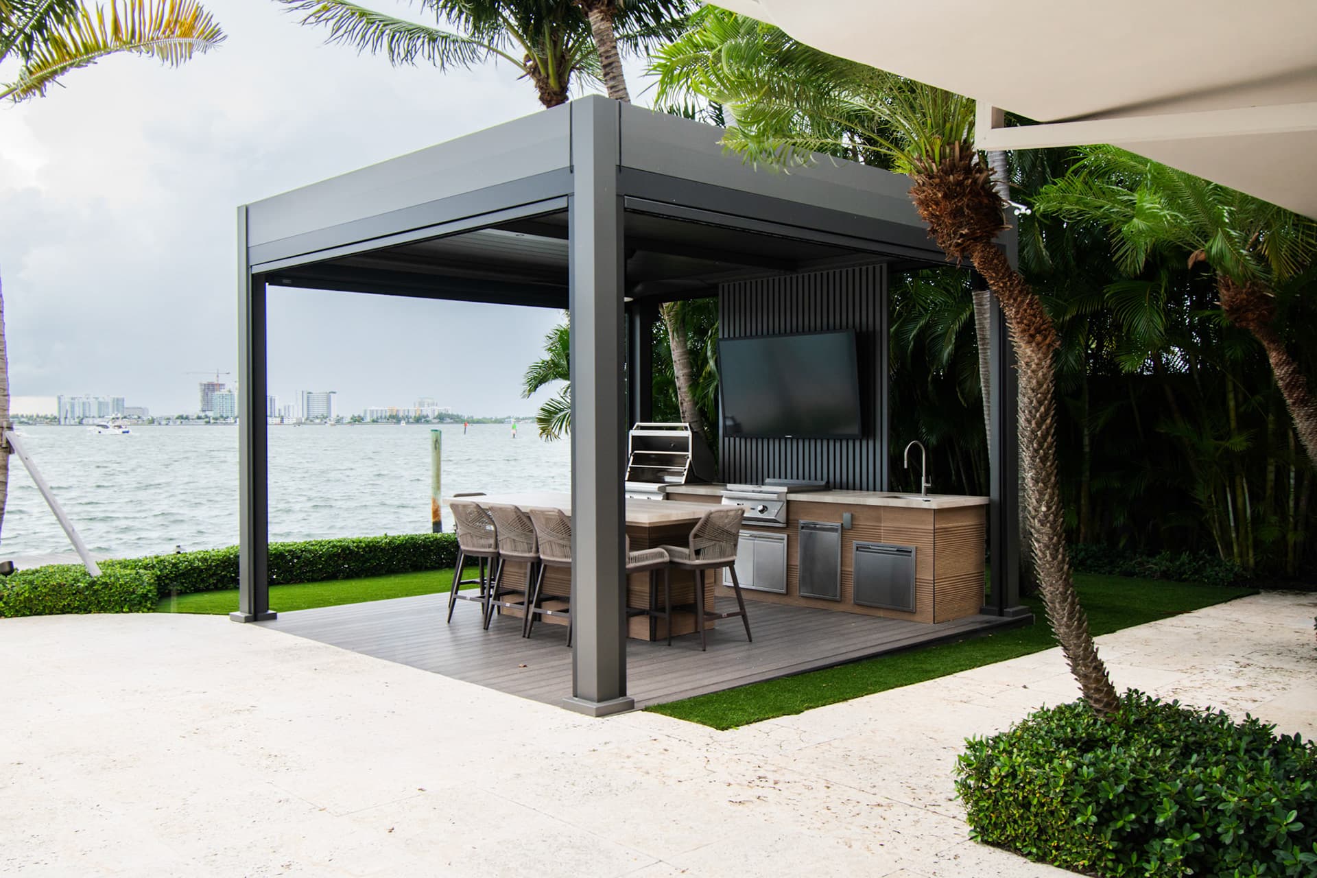 Miami Beach Waterfront - Photo 21