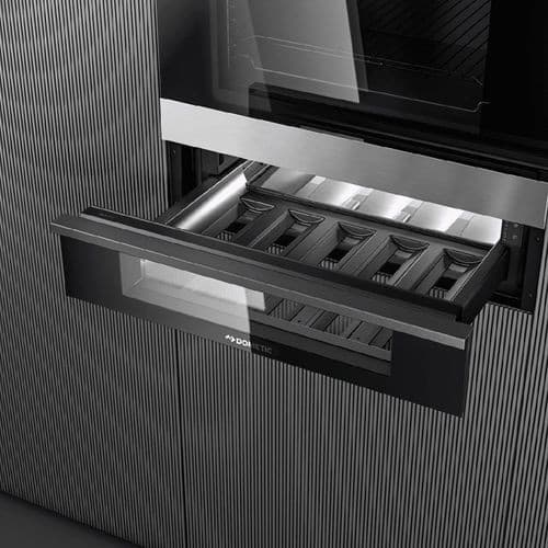 Dometic DrawBar Glass front