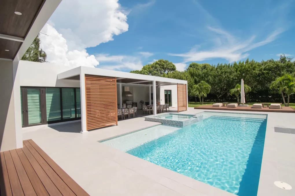 Custom Pools