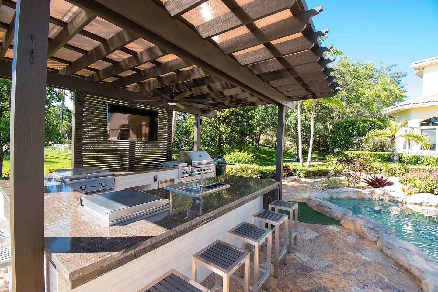 Outdoor kitchen in Weston