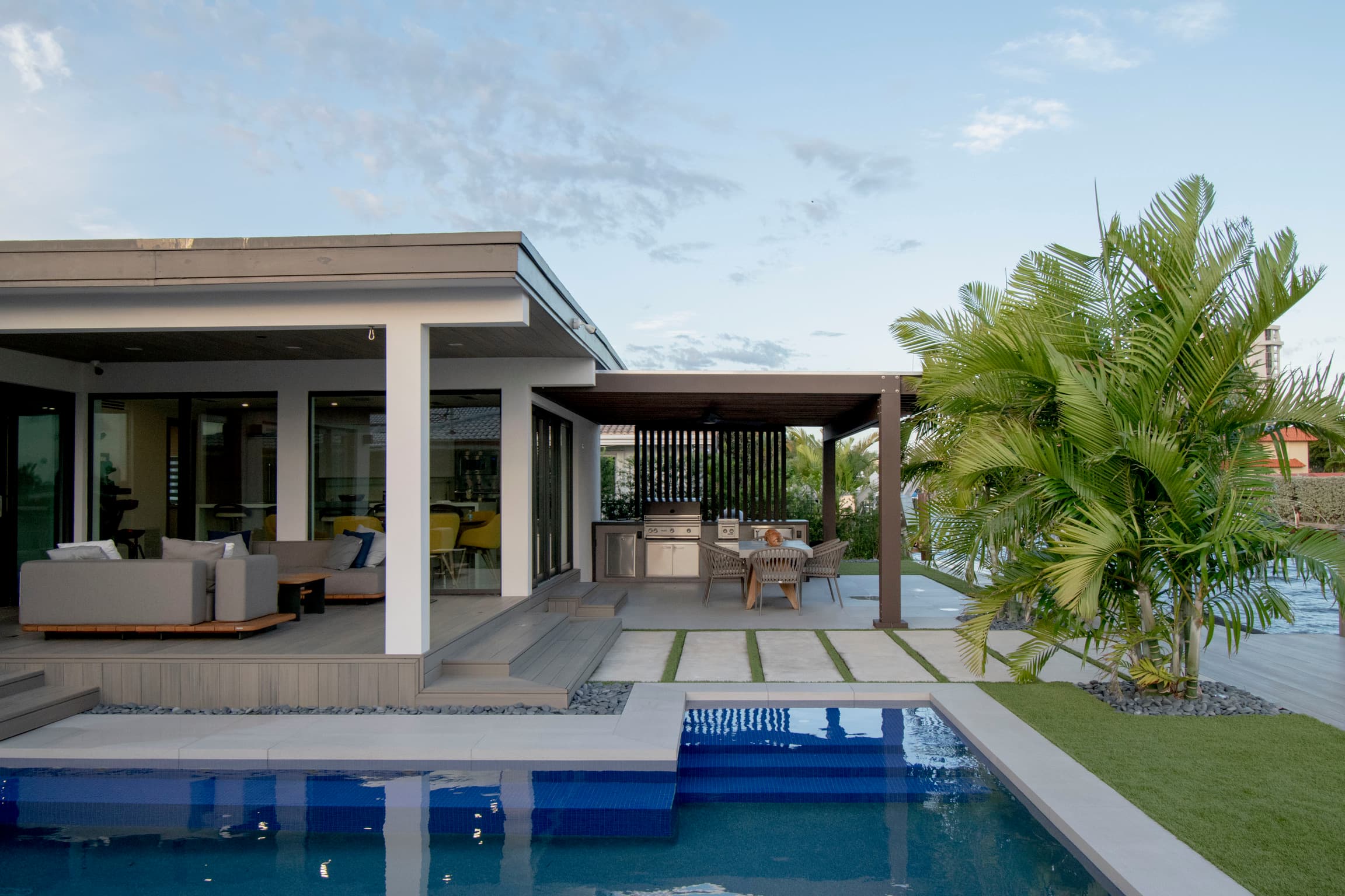 Backyard after full renovation by Luxa Patio