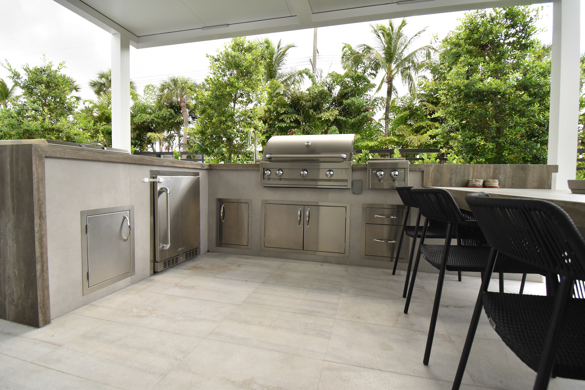 Doral Modern - Photo 10