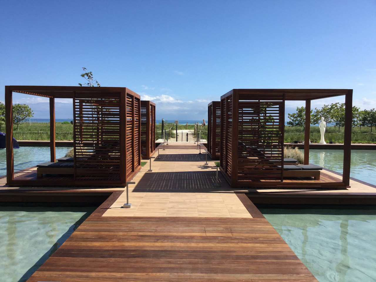 South Florida Cabanas - Photo 6