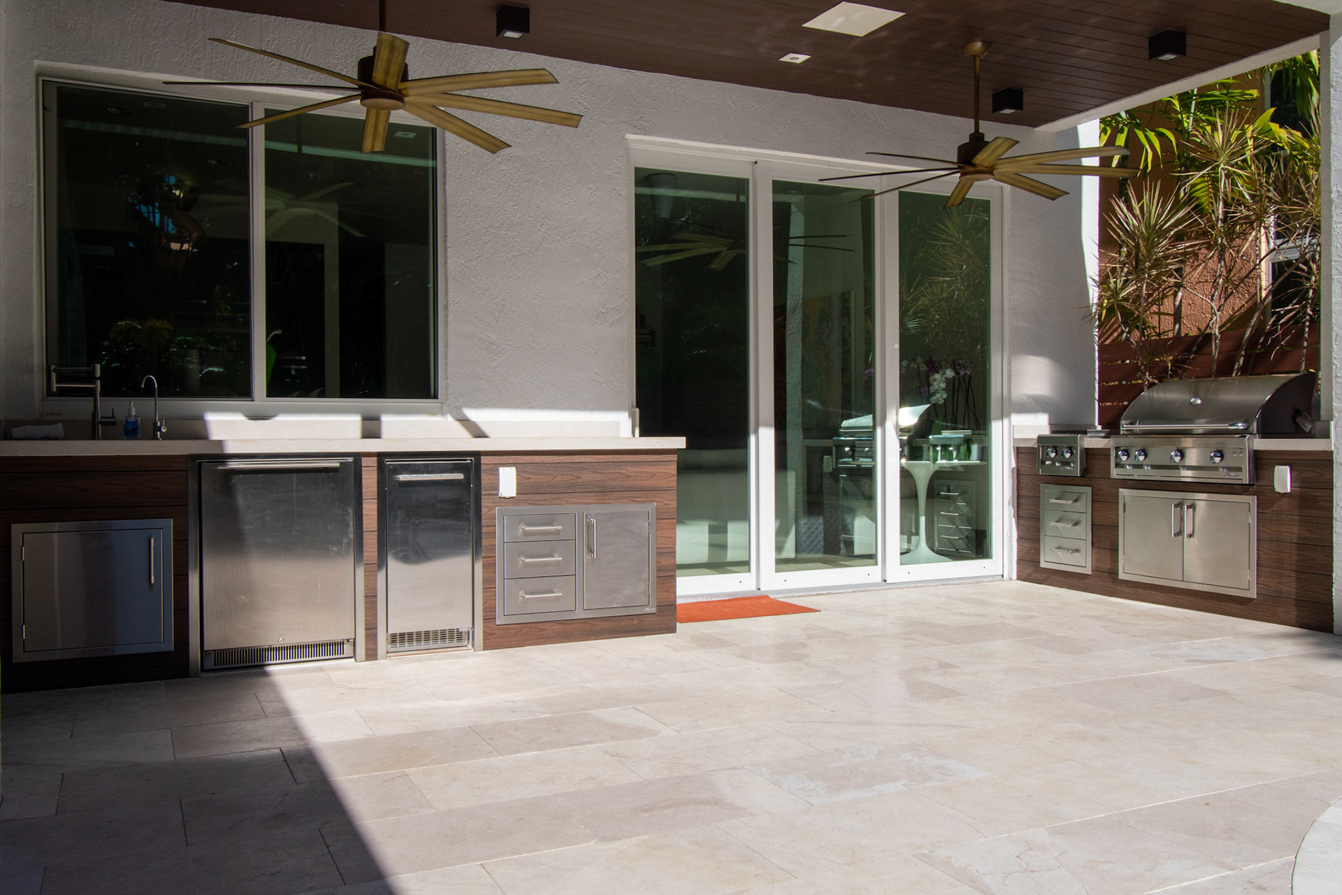 Miami Home - Photo 9