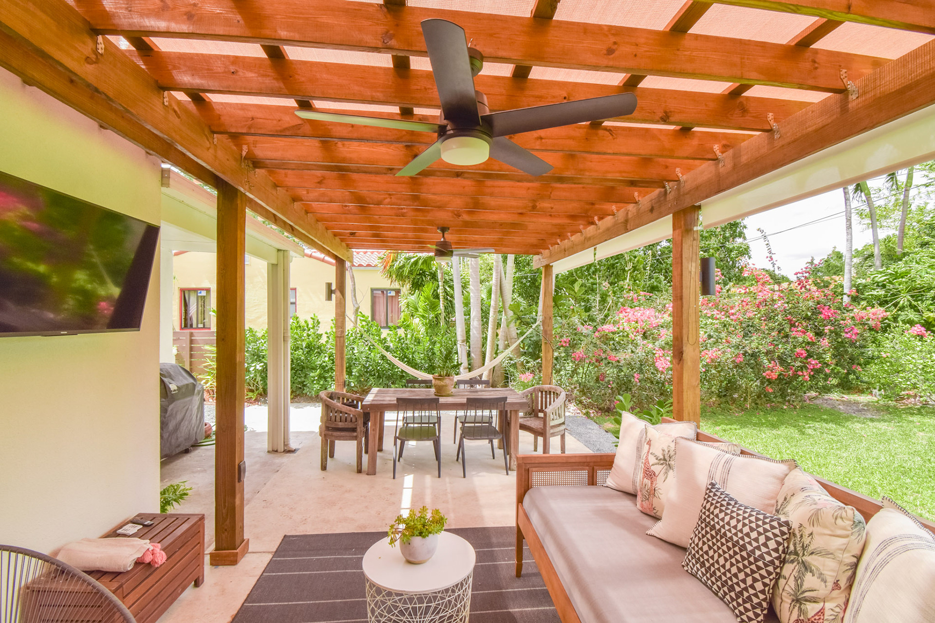 South Florida Home - Photo 5