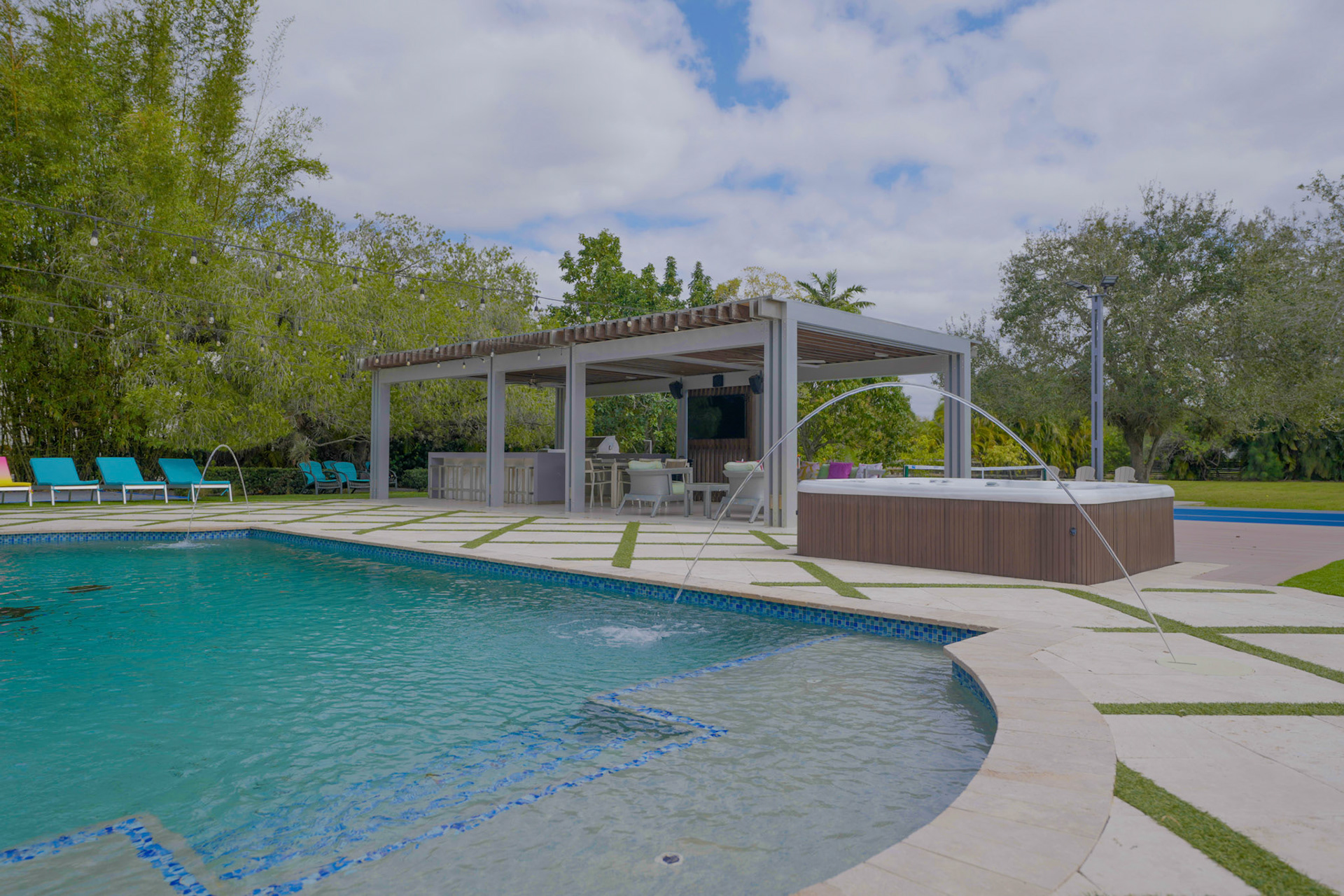 South Florida Estate - Photo 5