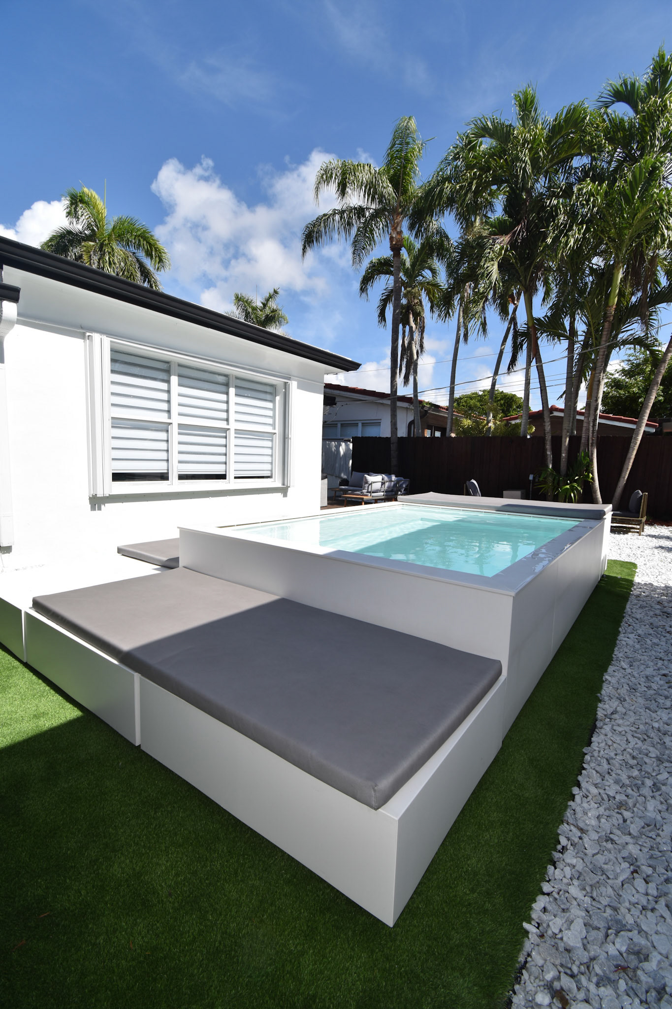 Hollywood Estate - Photo 8