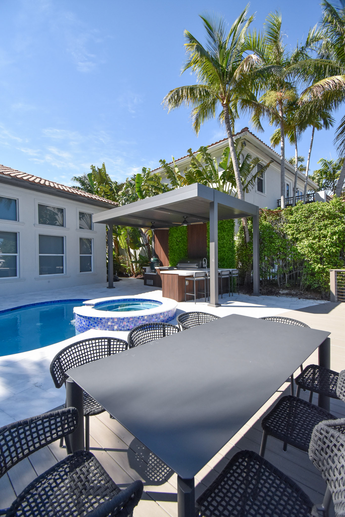 Hollywood Residence - Photo 11