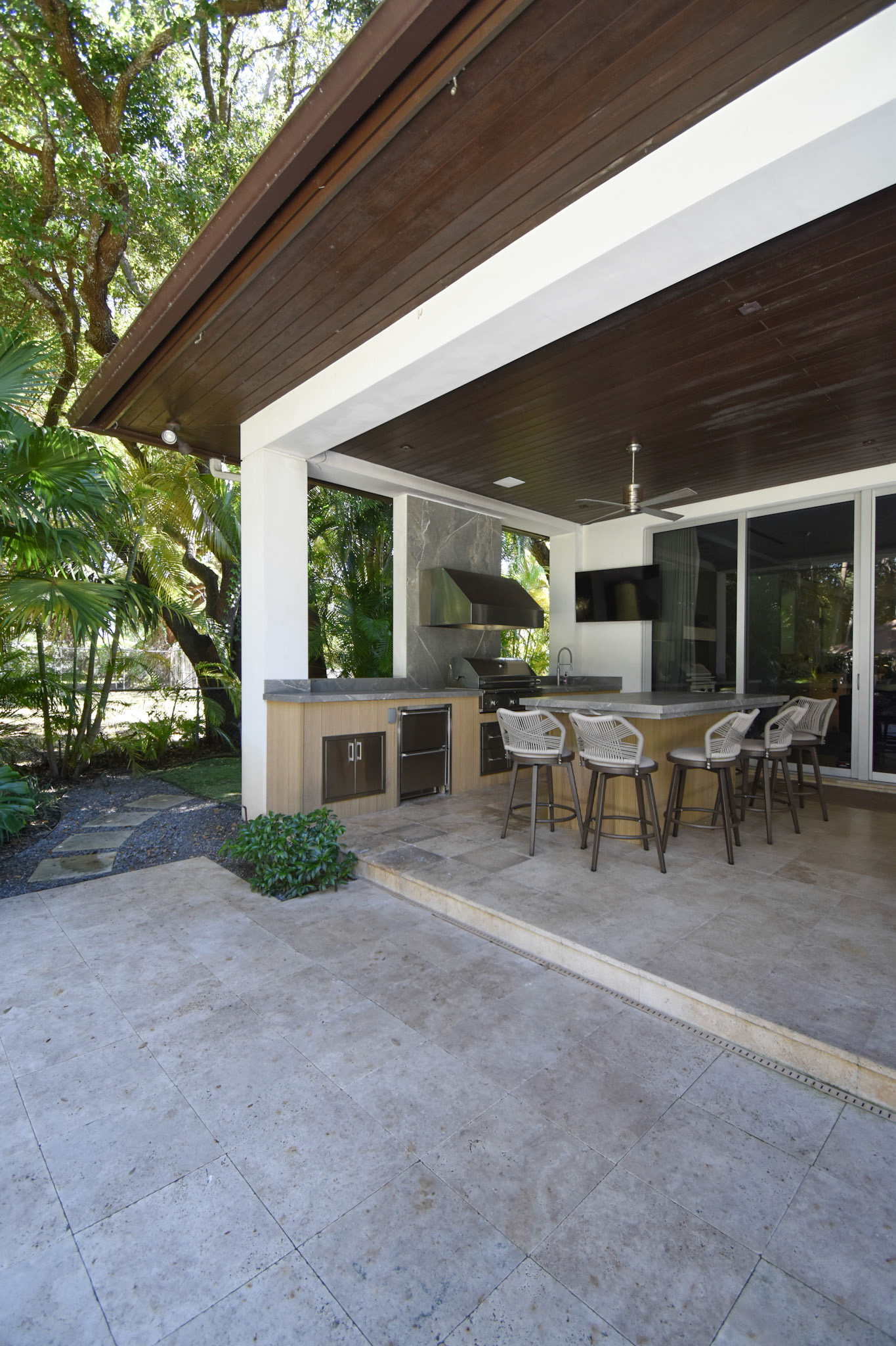 Pinecrest Retreat - Photo 12