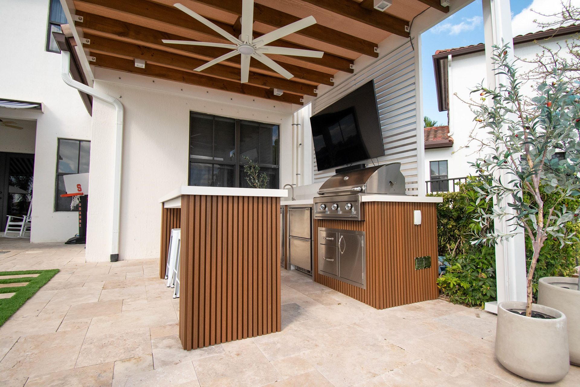 Miami Transformation - Photo 11