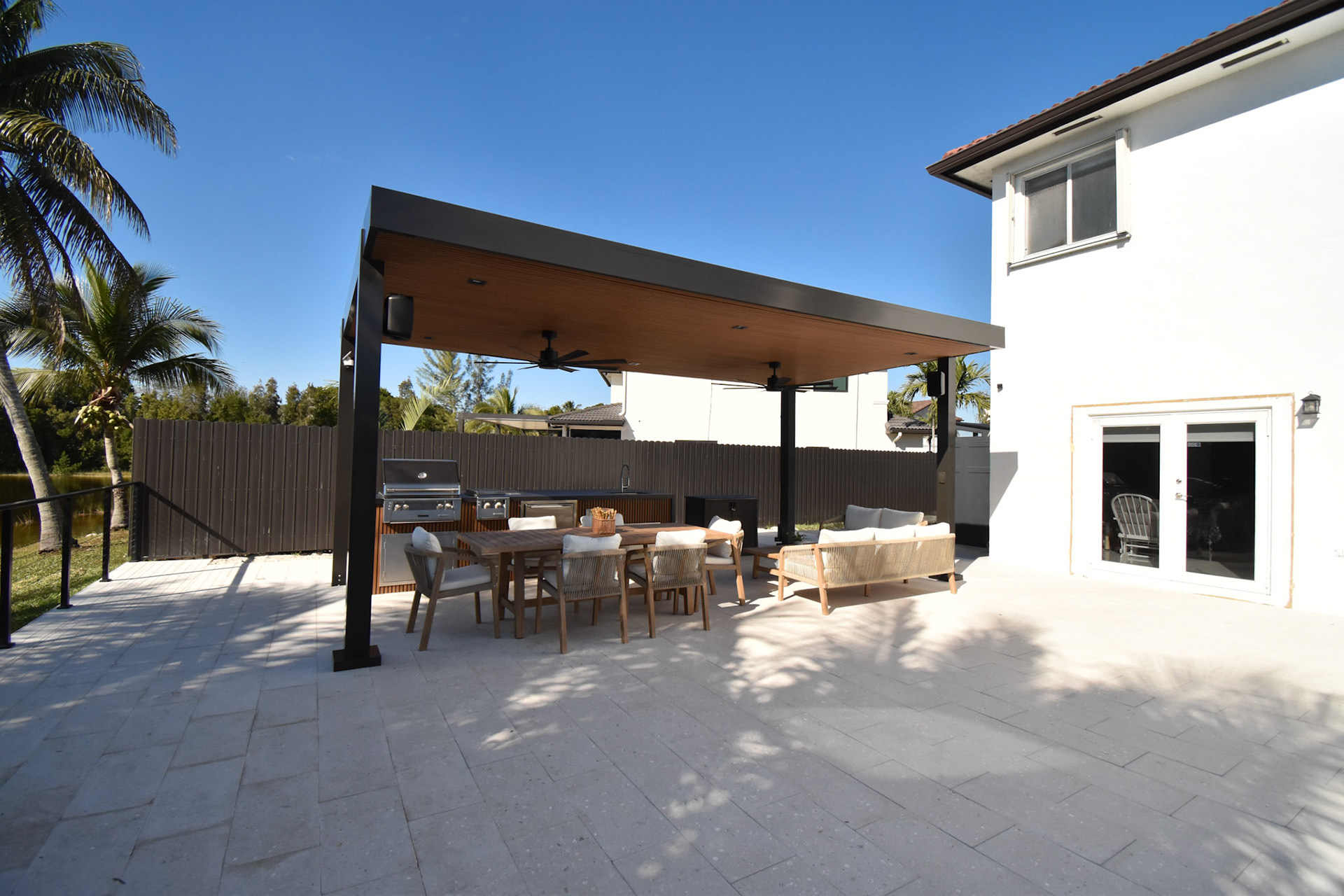 Kendall West Home - Photo 11